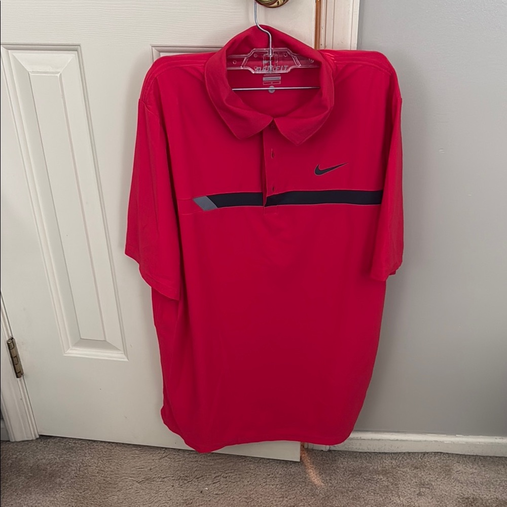 Nike Men's Polo Shirt in Red with Black Accents